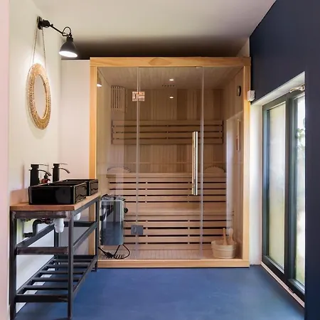 Guest house La Planque En Perche *